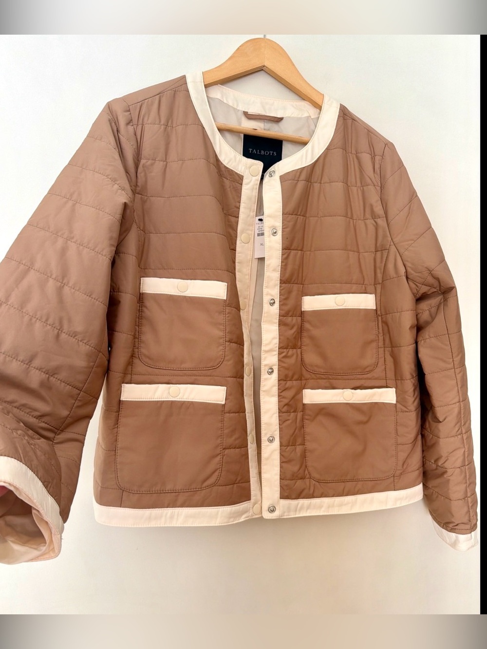 Talbots XL NWT Lightweight Quilted Jacket Beige Cream Collarless Snap Front